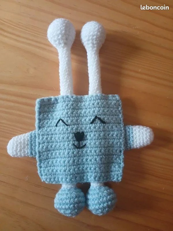 Divertido osito de ganchillo hecho a mano – photo 2